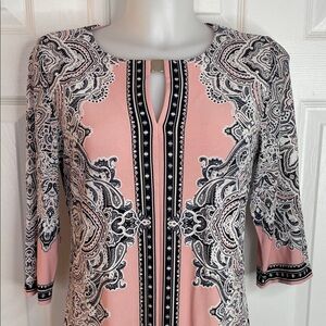 STUDIO ONE NEW YORK PULLOVER PINK & BLACK PAISLEY PRINT KNEE LENGTH DRESS SZ S